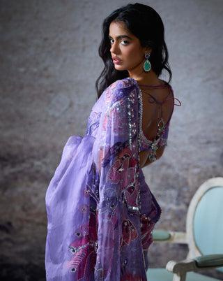 Janvi Lilac Draped Sari Set by Mahima Mahajan, available on Indiaspopup.com