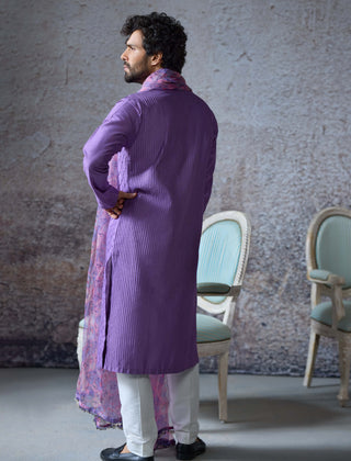 Raja Lilac Printed Kurta Set by Mahima Mahajan Men, available on Indiaspopup.com