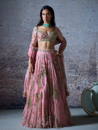 Astha Blush Pink Embroidered Lehenga Set by Mahima Mahajan, available on Indiaspopup.com