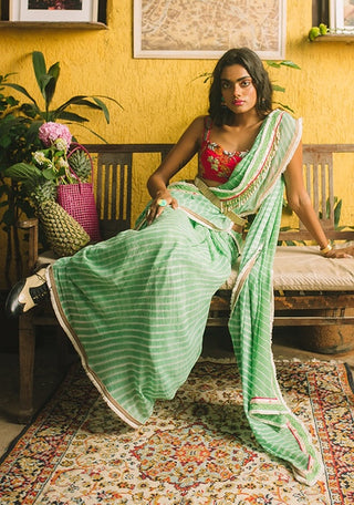 Green leheriya sari set