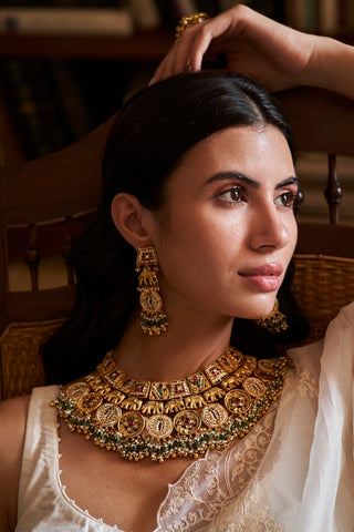 Manasvini red and green kundan necklace set