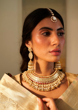 Monita white kundan necklace set