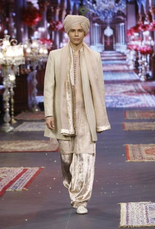 Gulzar soft pink open jacket set