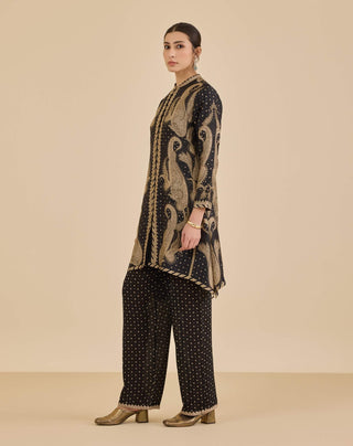 Black and beige dancing paisley kurta and pants