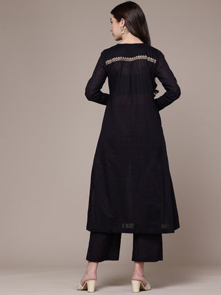 Black solid kurta and palazzo