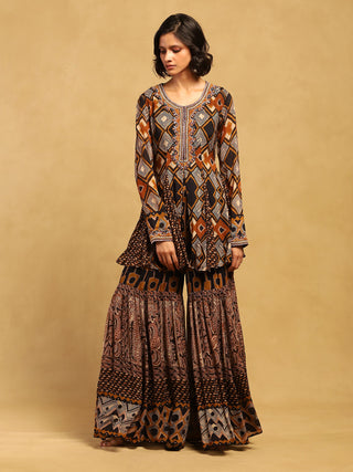 Brown meraki border kurta with sharara