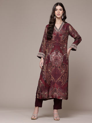 Maroon paisley print full sleeve kurta with pant
