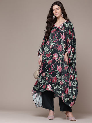 Black full sleeve calf length kurta with pant