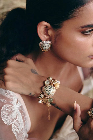 Wild empress studs