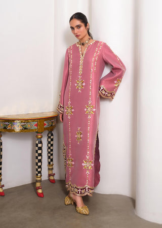 Evergreen embellished shimmer silk kaftan