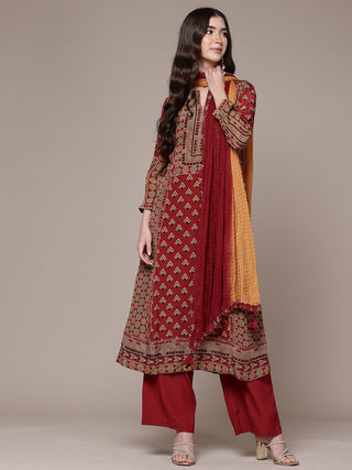 Red full sleeve geometric print kurta set