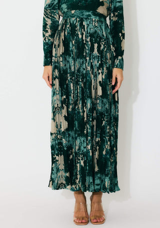 Dark green toil print crinkled skirt and shirt
