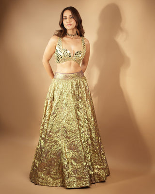 Lampi Gold Lehenga Set by Itrh, available on Indiaspopup.com