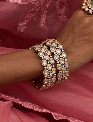 Taanusiya antique finish polki bangles