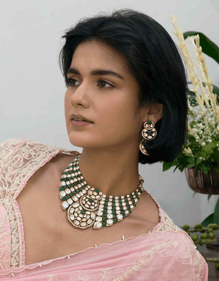 Saumya green polki necklace and earrings