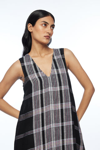 Xanthina black sleeveless dress