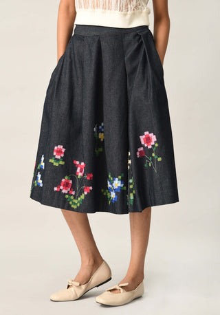 Glaciliflora embroidered pleated skirt