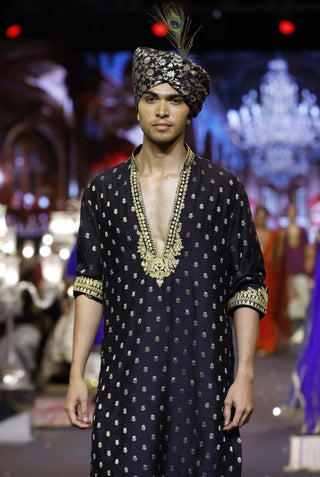 Zarvansh black noir kurta and pants