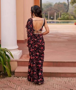 Chhavvi Aggarwal-Black Printed Draped Sari Set-INDIASPOPUP.COM