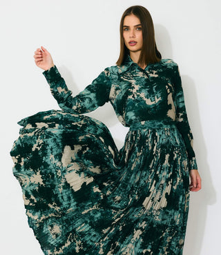Dark green toil print crinkled skirt and shirt
