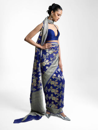 Ekaya Turquoise Blue Tonic Sari available on indiaspopup