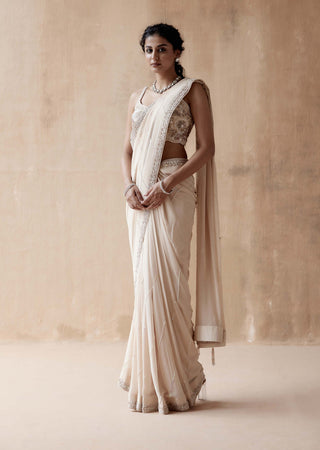 Aman Takyar-Ivory Floral Embroidery Sari And Blouse-INDIASPOPUP.COM