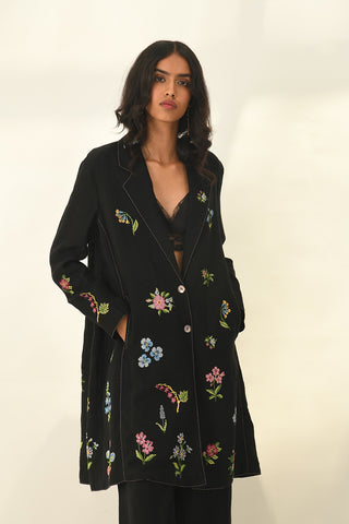 Carmagnole black embroidered jacket and pants