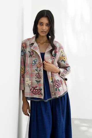 Vercelli Embroidered Jacket by Payal Pratap available on Indiaspopup.com