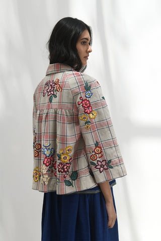 Vercelli Embroidered Jacket by Payal Pratap available on Indiaspopup.com