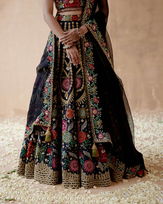 Aman Takyar-Black Floral Embroidery Lehenga Set-INDIASPOPUP.COM