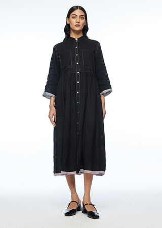 Bella black two pocket dress
