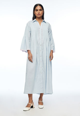 Nitida powder blue pleated tunic