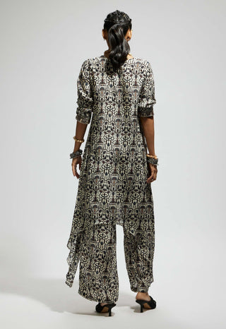 Sva By Sonam And Paras Modi White Jaal Print Front Tie Up Tunic And Pants available on indiaspopup