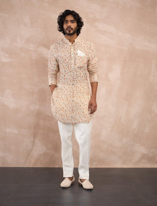 Off-white delicate flowers kurta and pants