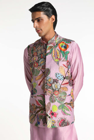 Conflux Lilac Bundi And Kurta Set by Aisha Rao Men, available on Indiaspopup.com