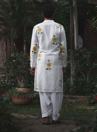 Alwar Hand Painted Kurta And Salwar by Ankit V Kapoor available on Indiaspopup.com