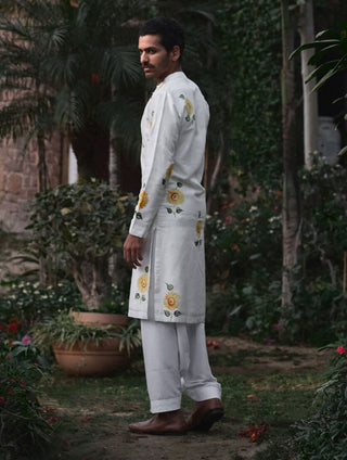 Alwar Hand Painted Kurta And Salwar by Ankit V Kapoor available on Indiaspopup.com