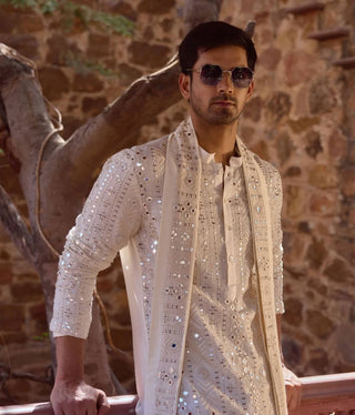 Sheesh Mahal Off-White Kurta Set by Ankit V Kapoor available on Indiaspopup.com