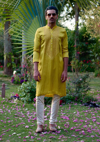 Fatehgarh Yellow Kurta And Churidar by Ankit V Kapoor available on Indiaspopup.com