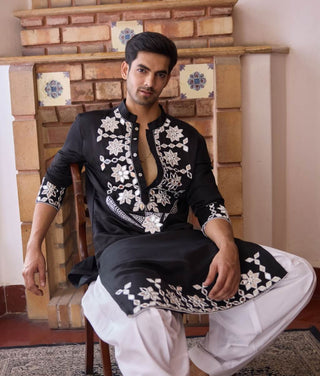 Juna Mahal Black Kurta And Salwar by Ankit V Kapoor available on Indiaspopup.com