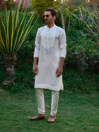 Gohar Orange Bundi And Off-White Kurta Set by Ankit V Kapoor available on Indiaspopup.com