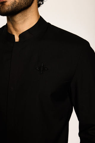 Nova black thread shirt