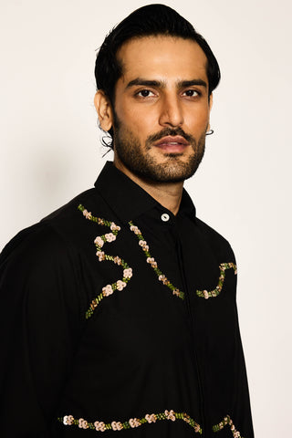 Orion black line shirt