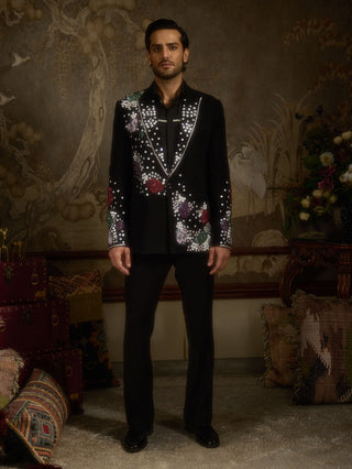 Flora nova tuxedo set
