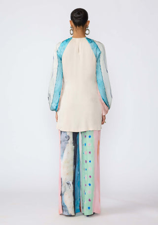 Chroma Aurora Kurta And Pant by Aisha Rao, available on Indiaspopup.com