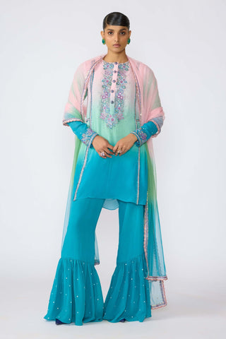 Aradia Aurora Short Kurta Set by Aisha Rao, available on Indiaspopup.com