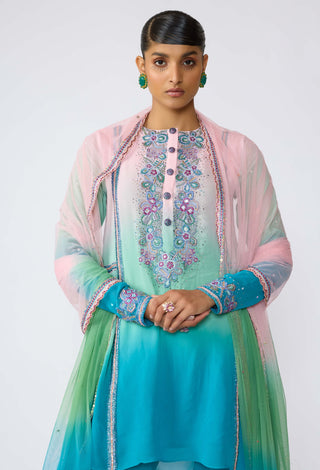 Aradia Aurora Short Kurta Set by Aisha Rao, available on Indiaspopup.com