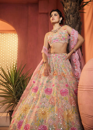 Bahar cream lehenga set