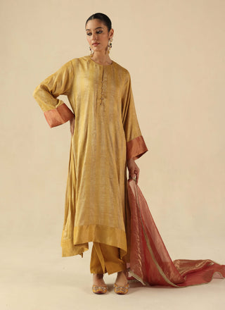 Gauhar gold kurta set