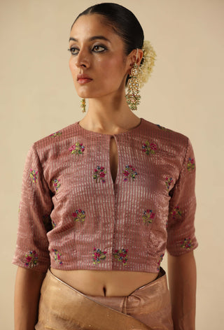 Taj gul peach sari and blouse